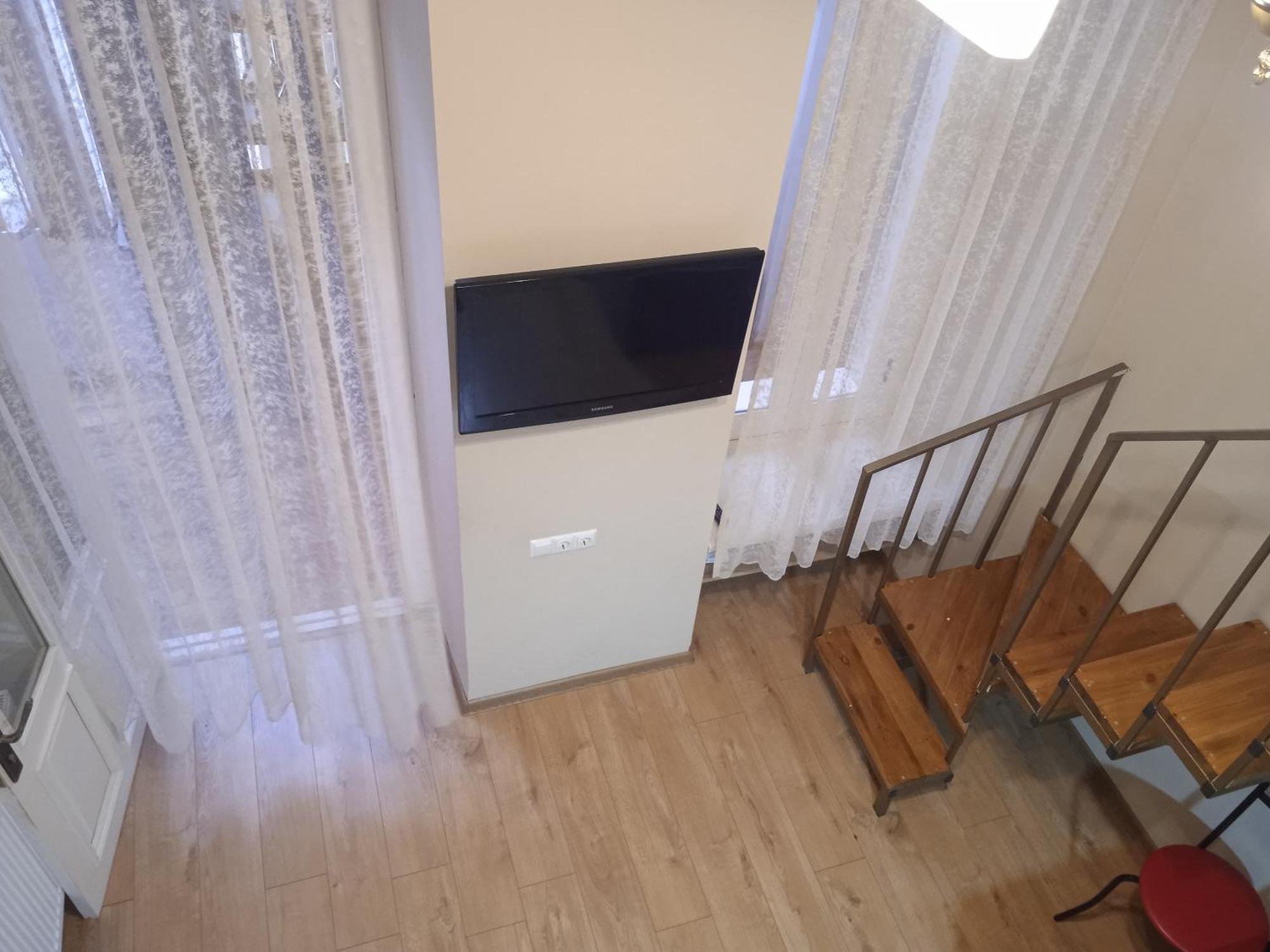Smoking Lion Apartment Tbilisi ภายนอก รูปภาพ